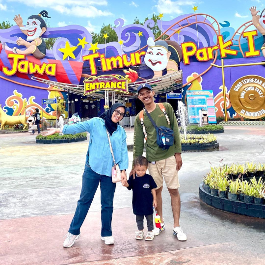 Foto Bersama Keluarga Jatim Park 1